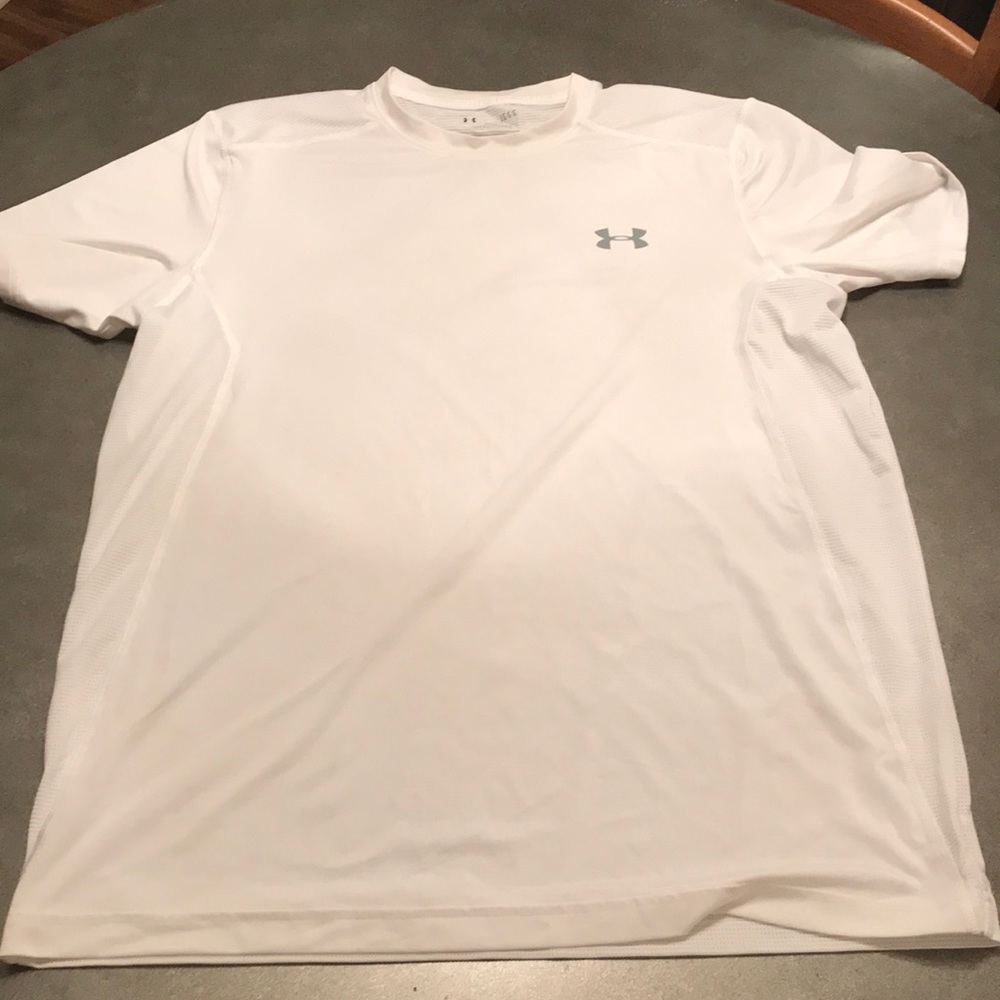 Under armor dry fit shirt